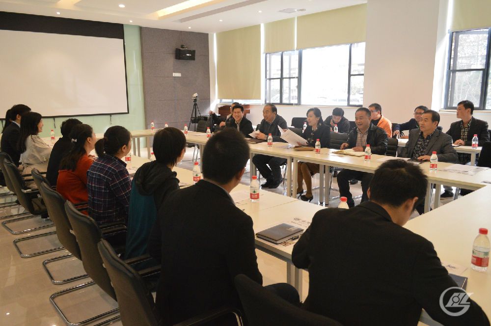 1 Meeting.jpg