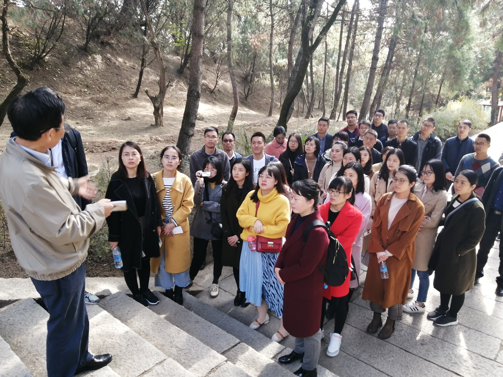 4ファンディ霊usionの会長訪問と勉強。